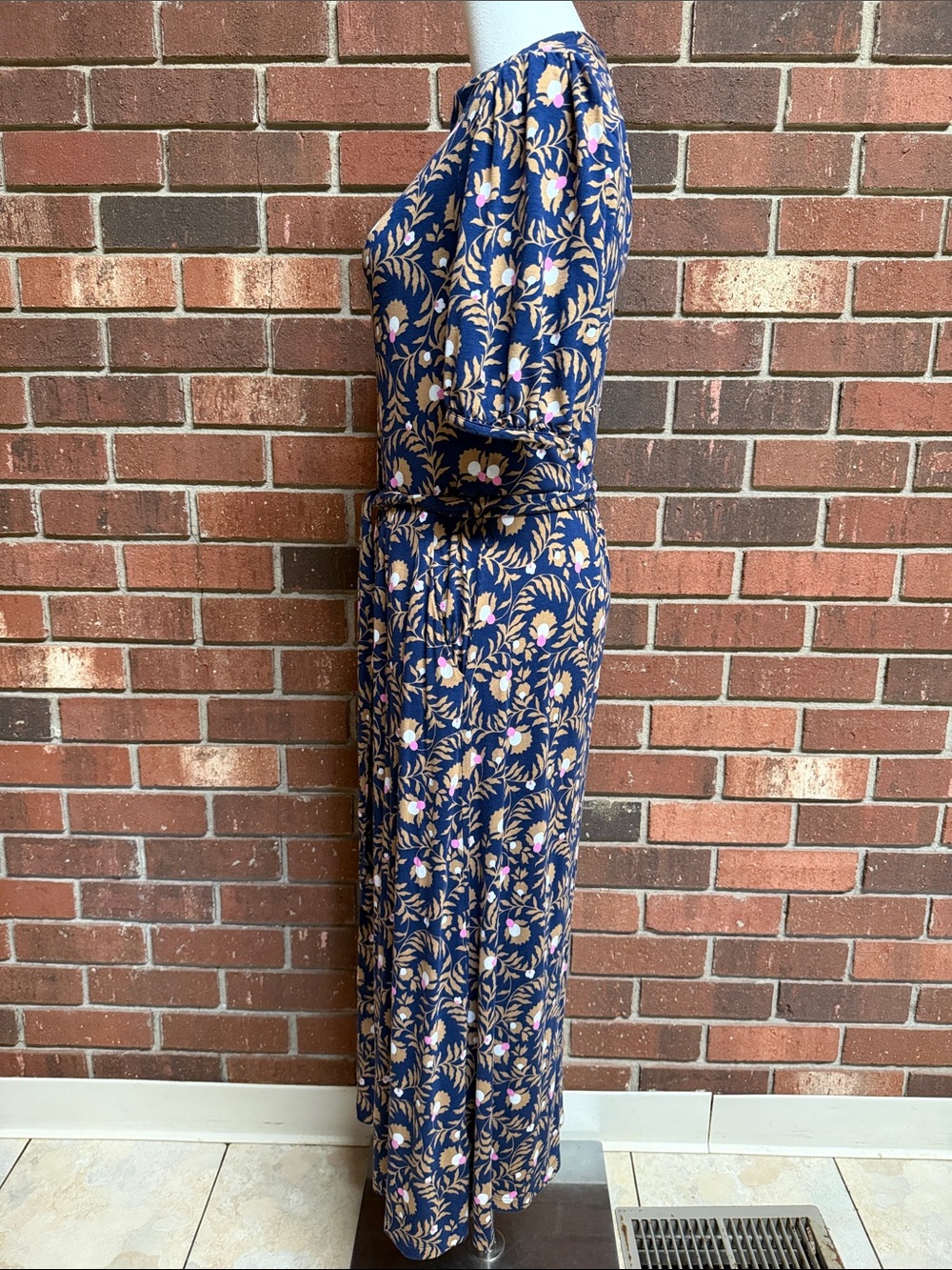 Boden Navy Floral Puff Sleeve Dress Size 6 - Picture 11 of 14